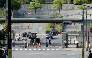 東京・市谷の防衛省=24日