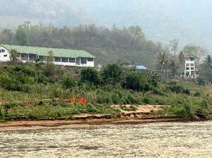 　日本人の男が拘束されているとされる留置施設＝４月上旬、ラオス・ルアンプラバン（共同）