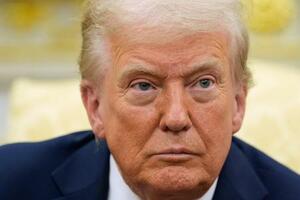 トランプ大統領=9日、ワシントン(AP=共同)
