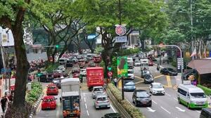 クアラルンプール首都圏の深刻な交通渋滞の様子