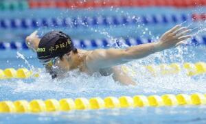 男子200メートルバタフライ決勝 2連覇した水戸桜ノ牧・倉塚遼=ひろしんビッグウェーブ