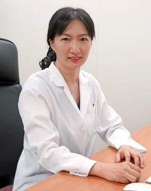 CART細胞療法について語る、順天堂大病院血液内科の安藤美樹教授=東京都文京区の順天堂大病院