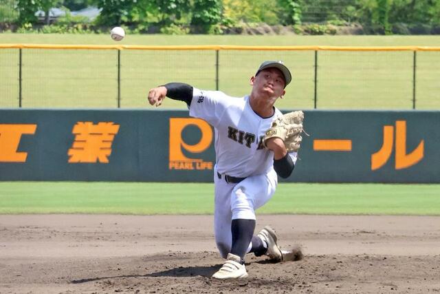 新潟北中条－加茂　新潟北中条の先発、齋藤樹琉＝三条市パールスタ