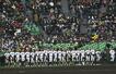 常総学院に敗れ、整列する日本航空石川の選手ら。川俣謙心の登板はなかった=甲子園