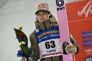 　スキーＷ杯ジャンプ、男子個人第２４戦で３位に入った小林陵侑＝７日、ラハティ（Ｌｅｈｔｉｋｕｖａ提供・ロイター＝共同）