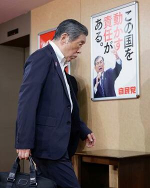 参院選終盤に向けて、自民党本部で会談に臨む森山幹事長=14日、東京・永田町