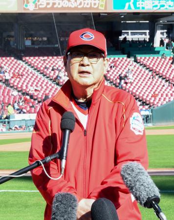 広島、往年の名選手が対戦 山本浩二さん「うれしい」 | 新潟日報