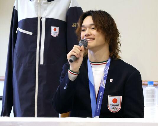 妙高市スポーツ特別栄誉賞を受賞した山田琉聖選手=7日、妙高市上町