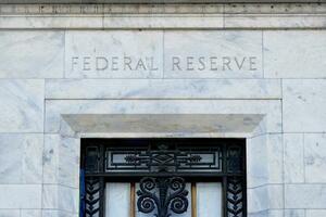 　米連邦準備制度理事会（ＦＲＢ）の建物＝２０２５年１１月、ワシントン