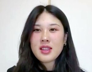 オンラインで取材に応じるフリースタイルスキー女子の川村あんり=2月20日