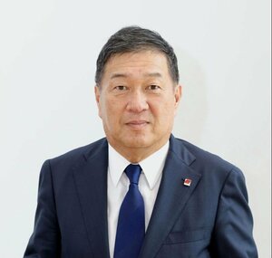 牛膓栄一氏