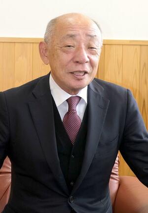 在任期間を振り返る新発田商工会議所の佐藤哲也前会頭=新発田市豊町1