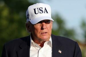 トランプ米大統領=15日、ワシントン(ゲッティ=共同)