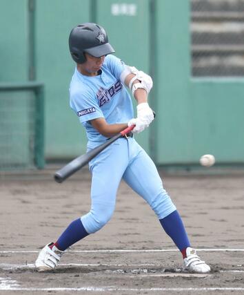 加茂暁星－新津　加茂暁星２回無死三塁、寺尾優之助が適時二塁打を放ち２－０＝新発田市五十公野