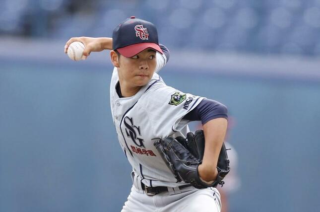 関根学園－六日町　６回２失点と試合をつくった関根学園の先発鈴木興丞＝エコスタ