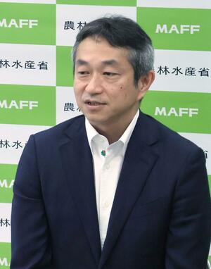 就任会見で抱負を語った北陸農政局の遠藤知庸局長=7月18日、県庁