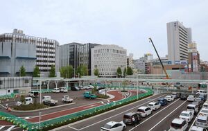 新潟駅前のビル街=5月、新潟市中央区の新潟駅前