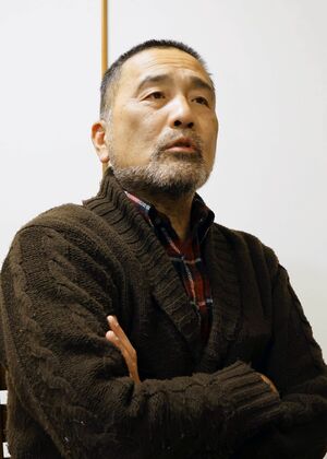 再審無罪に向けて闘ってきた日々について話す前川彰司さん＝新潟市中央区