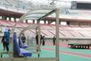 26日のヴィッセル神戸戦に向け準備作業が進むデンカビッグスワンスタジアム=25日、新潟市中央区