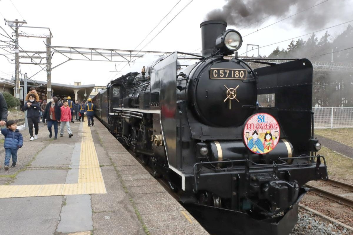 春を運ぶよ♪「SL村上ひな街道号」3年ぶりにGO JR東日本の臨時