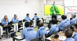 村上市総合防災訓練で、市役所内に設置した災害対策本部=村上市三之町