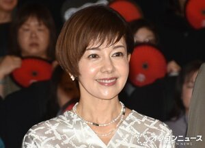 純白ワンピースで華やかな笑顔を見せた沢口靖子 （C）ORICON NewS inc.