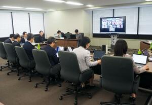 　ＲＳウイルス感染症のワクチンについて議論する厚労省の専門部会＝１９日午前、東京・霞が関