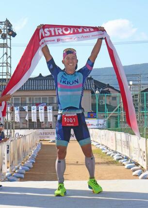 Ａタイプで優勝した選手＝９月１日、佐渡市