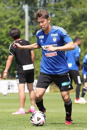 第2戦も必勝を誓うFW谷口海斗=聖籠町