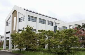 茨城県牛久市の東日本入国管理センター=2022年9月