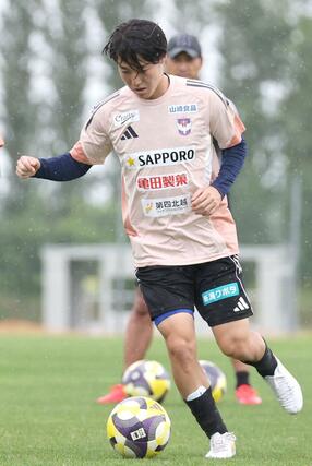 MF奥村仁=6月24日、聖籠町