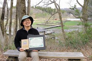 自然共生サイトへの登録を受け、これまでの歩みを振り返る夢の森公園の遠藤亮所長＝柏崎市軽井川