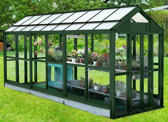 三条工機製作所が販売する温室「エバーグリーン」のイメージ画像(三条工機製作所提供)