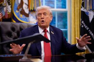 米ホワイトハウスで話すトランプ大統領=9月、ワシントン(ゲッティ=共同)