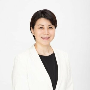 中村真衣氏