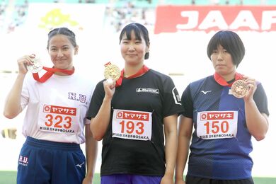 陸上 郡 新潟アルビレックスｒｃ が女子砲丸投げで執念の逆転ｖ 47年ぶり円盤投げと2冠 新潟日報デジタルプラス