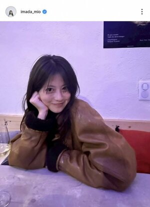今田美桜「いろいろです」（写真はインスタグラム @imada_mio より）
