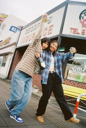 chelmico(左から)レイチェル、鈴木真海子