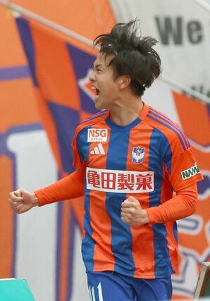 後半、MF長谷川元希がゴールを決め2-1=ビッグスワン