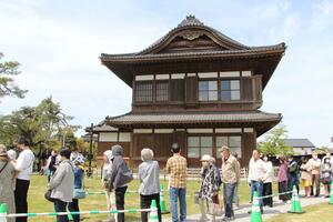 2023年4月に一般公開が始まった蔵春閣=新発田市諏訪町1