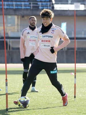 セントラルコースト・マリナーズへの移籍が決まった谷口海斗