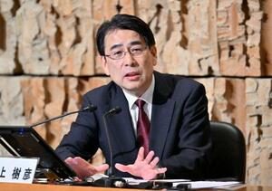 NHK次期会長に決まり、記者会見する井上樹彦副会長=9日午後、東京都渋谷区