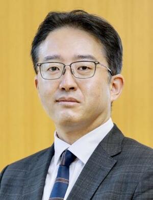 佐橋亮・東京大教授(本人提供)