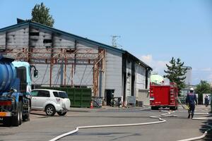 青木環境事業の倉庫で火災＝８月９日正午前、新潟市北区島見町