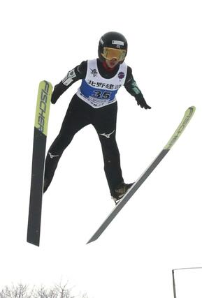 男子ジャンプ　１０位入賞した南雲蒼空（塩沢）