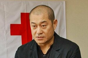 俳優の松平健さん=2005年、新潟市