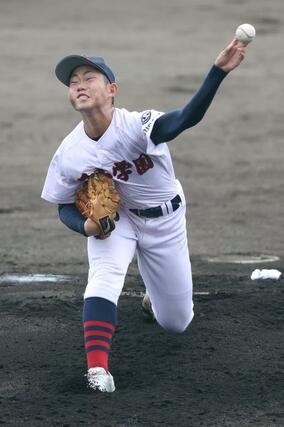 村上桜ケ丘－開志学園　開志学園の先発清水大矢＝新発田市五十公野