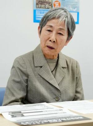 記者会見する被爆者の川副忠子さん=8日午後、長崎市