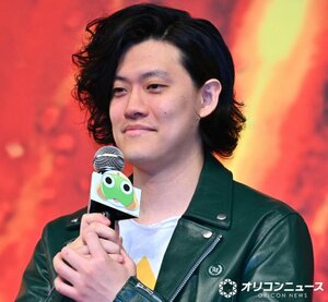 過激な1年前から変化があったことを明かした霜降り明星・粗品 (C)ORICON NewS inc.