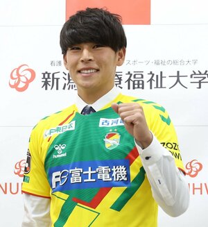 小森飛絢